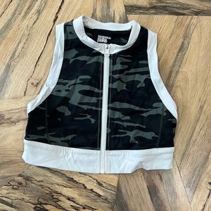 Bandier zip up sports bra / crop top